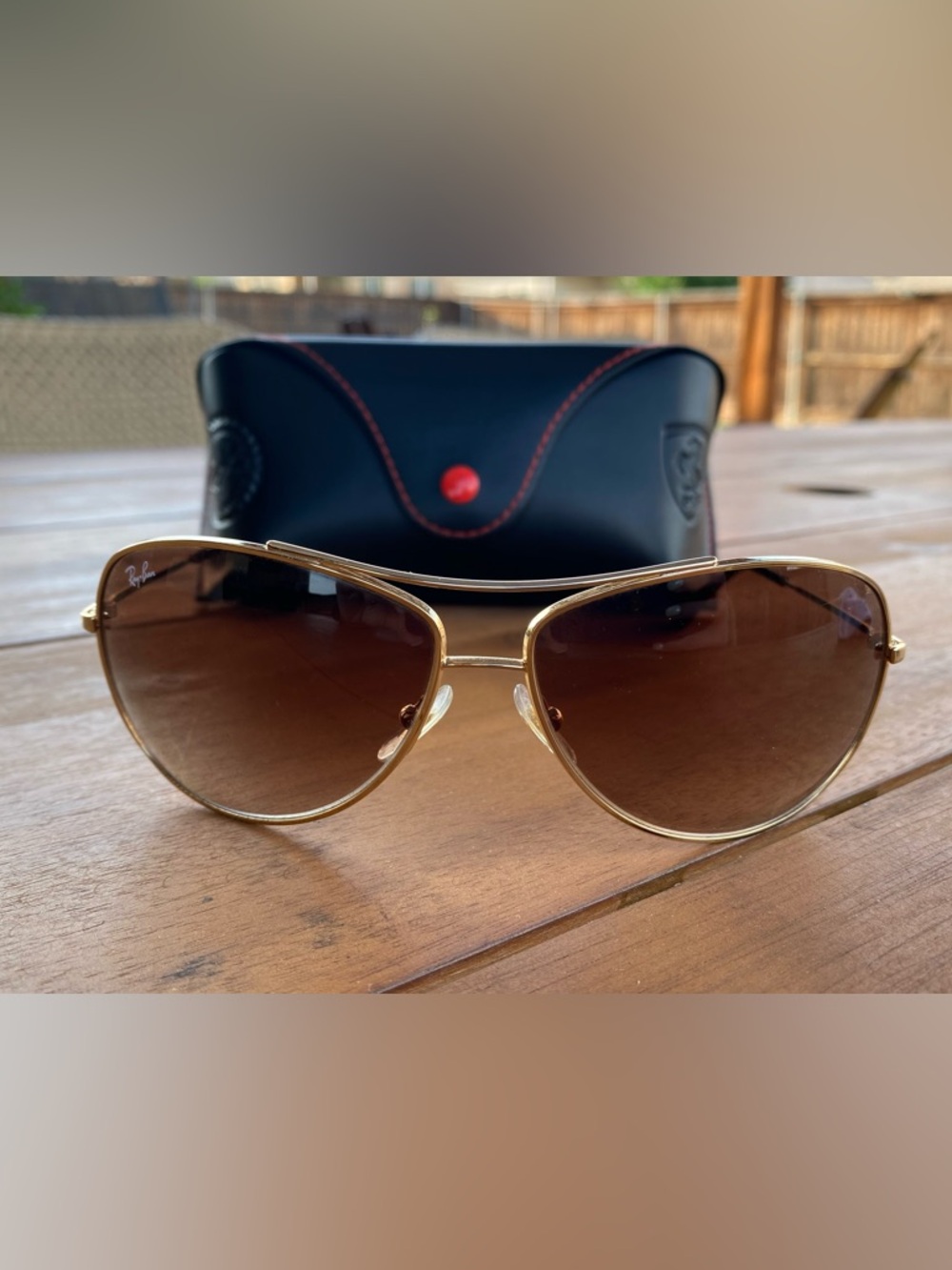 Ray-Ban Women's Gold Aviator Sunglasses with Brown gradient lenses
